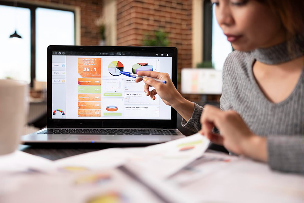 Landing Page Design That Converts: Tips for Higher ROI